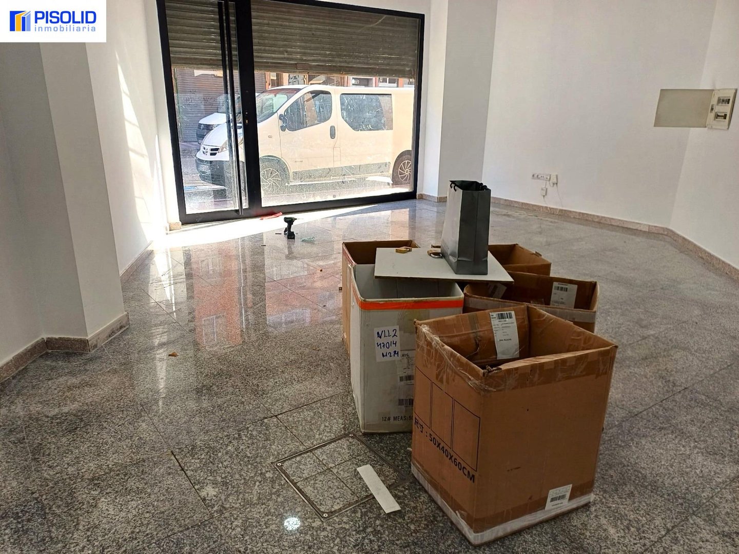 Imagen 1 de LOCAL COMERCIAL EN ALQUILER ZONA VADILLOS