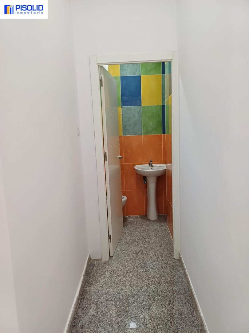 Miniatura 4 de LOCAL COMERCIAL EN ALQUILER ZONA VADILLOS