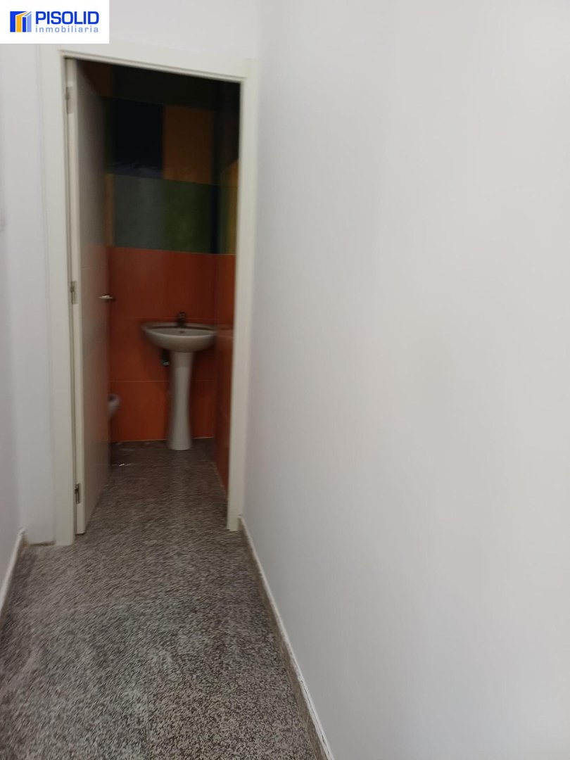 Miniatura 8 de LOCAL COMERCIAL EN ALQUILER ZONA VADILLOS