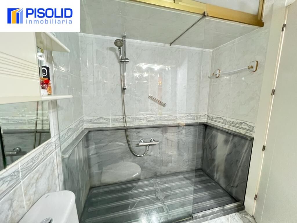 Miniatura 13 de PISO EN VENTA CALLE ECUADOR, ARTURO EYRIES