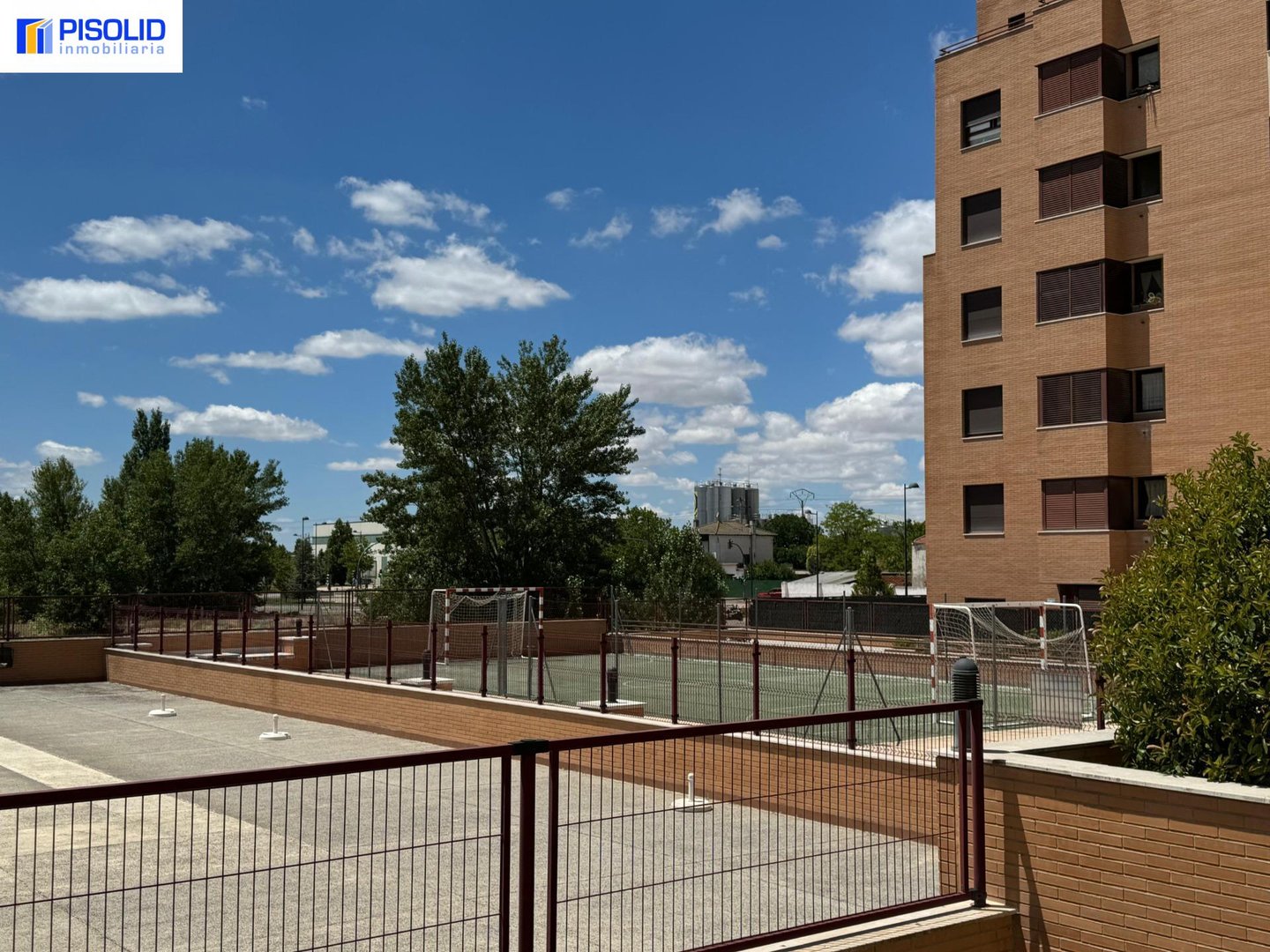 Miniatura 29 de BAJO EN VENTA EN LA ZONA DE ARCO LADRILLO