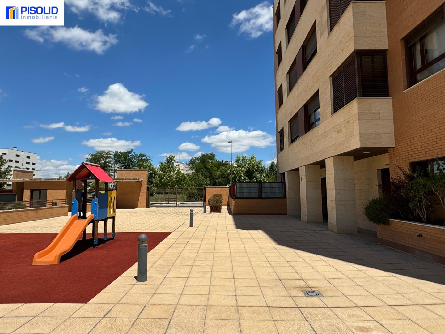 Miniatura 31 de BAJO EN VENTA EN LA ZONA DE ARCO LADRILLO