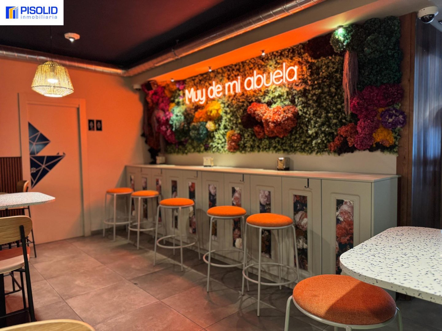 Miniatura 2 de SE TRASPASA BAR EN PLAZA SAN MIGUEL
