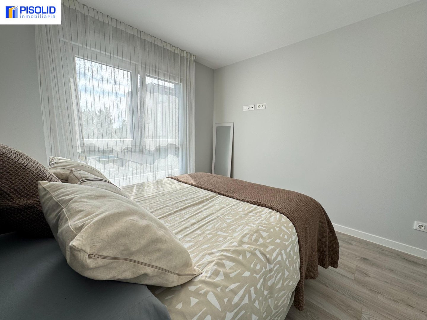 Miniatura 3 de ALQUILER DE PISO EN VALLADOLID – ZONA LAS VILLAS / SANTA ANA