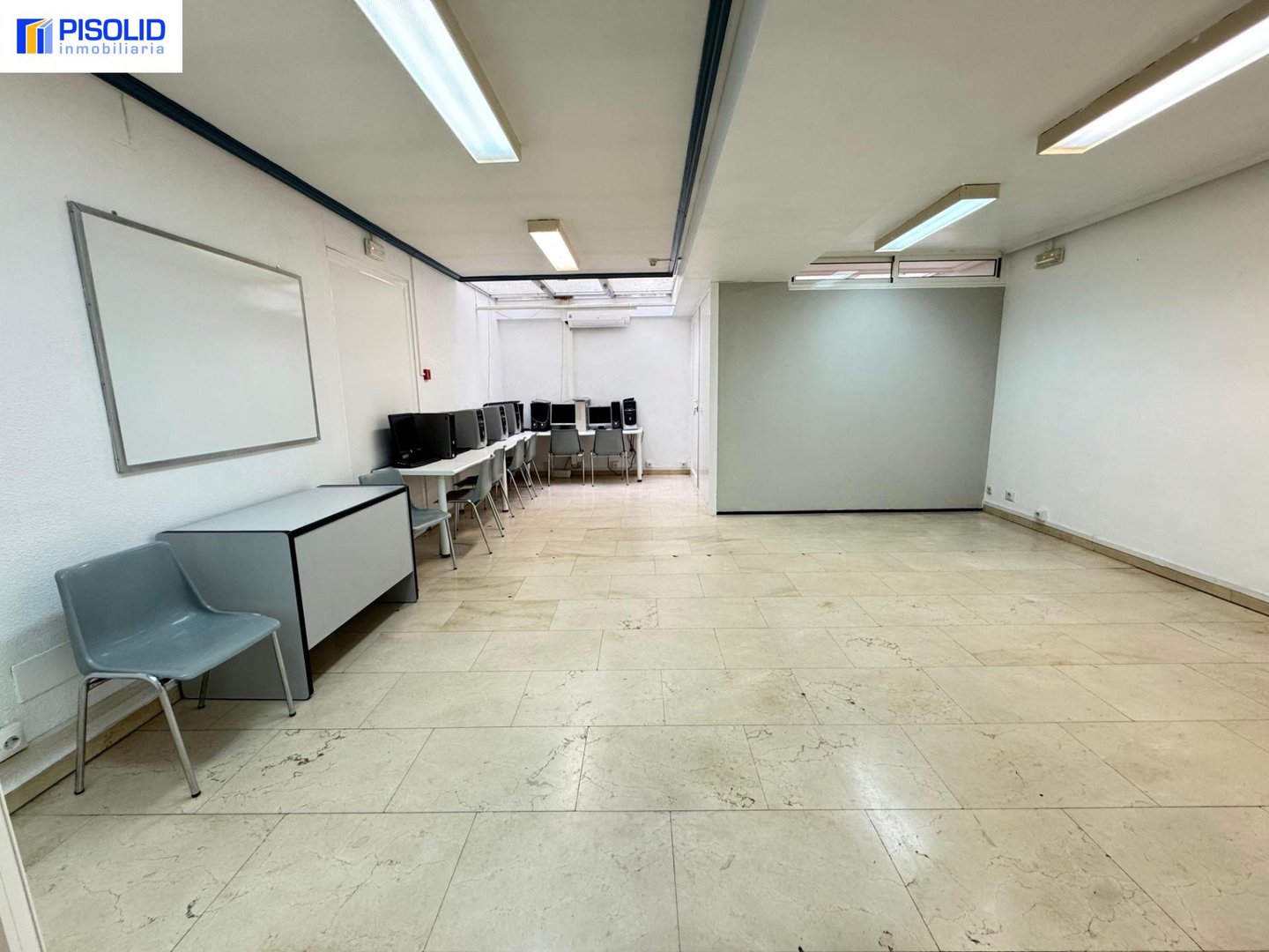 Miniatura 4 de OFICINA EN VENTA EN EL CENTRO 