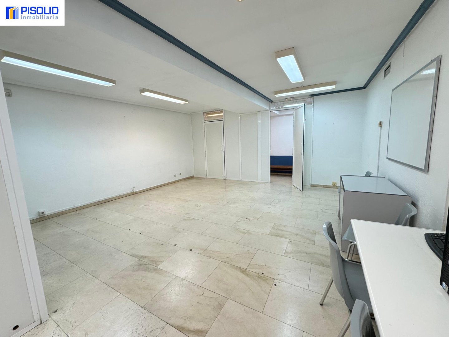 Miniatura 6 de OFICINA EN VENTA EN EL CENTRO 