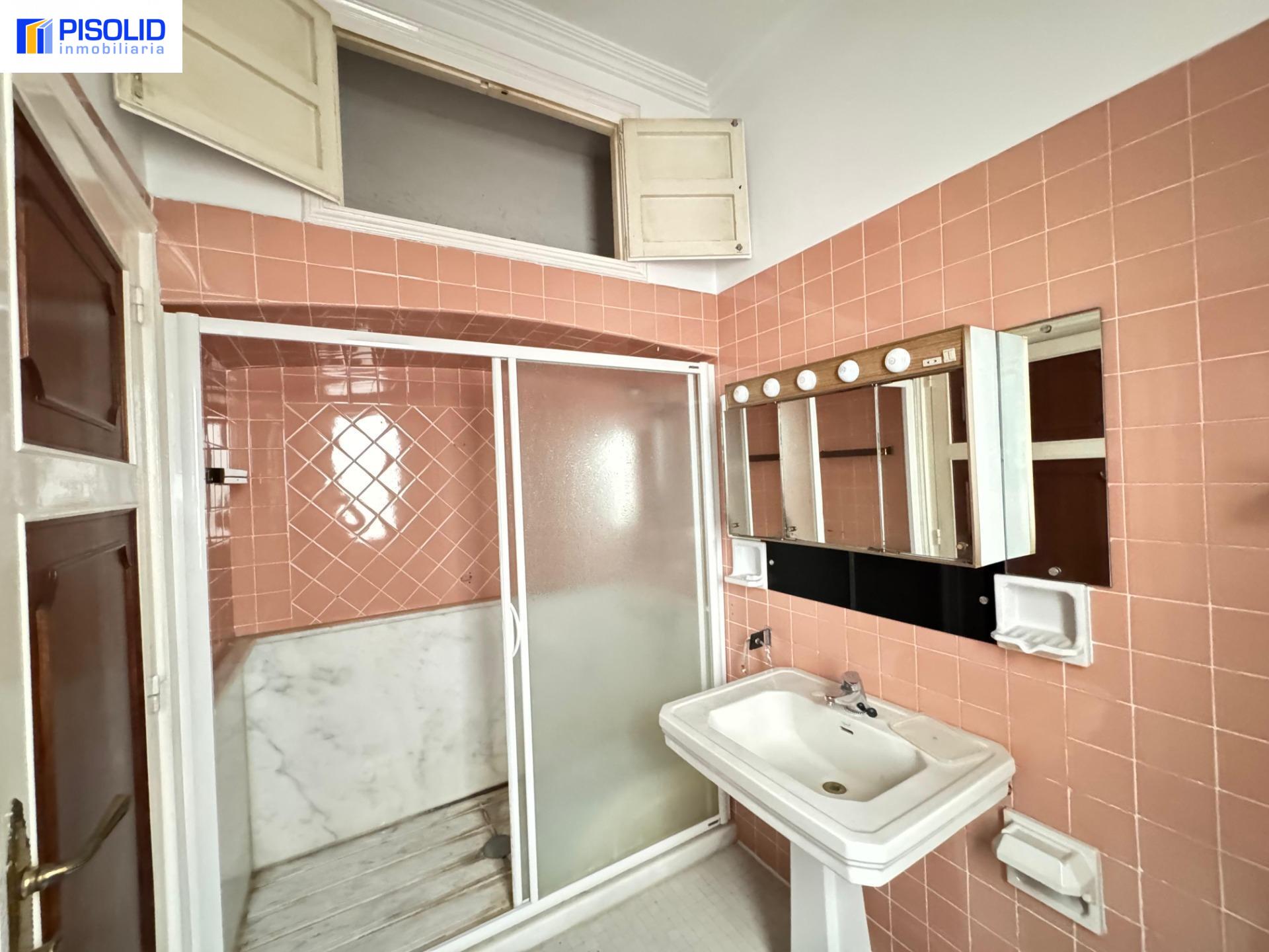 Miniatura 33 de PISO EN VENTA EN LA CIRCULAR