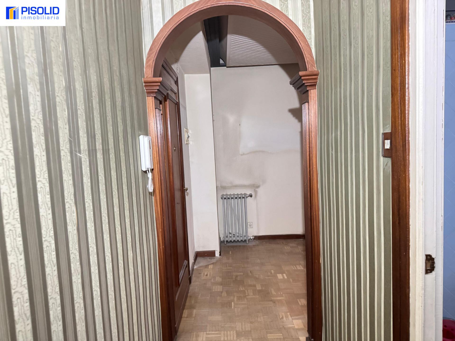 Miniatura 38 de PISO EN VENTA EN LA CIRCULAR