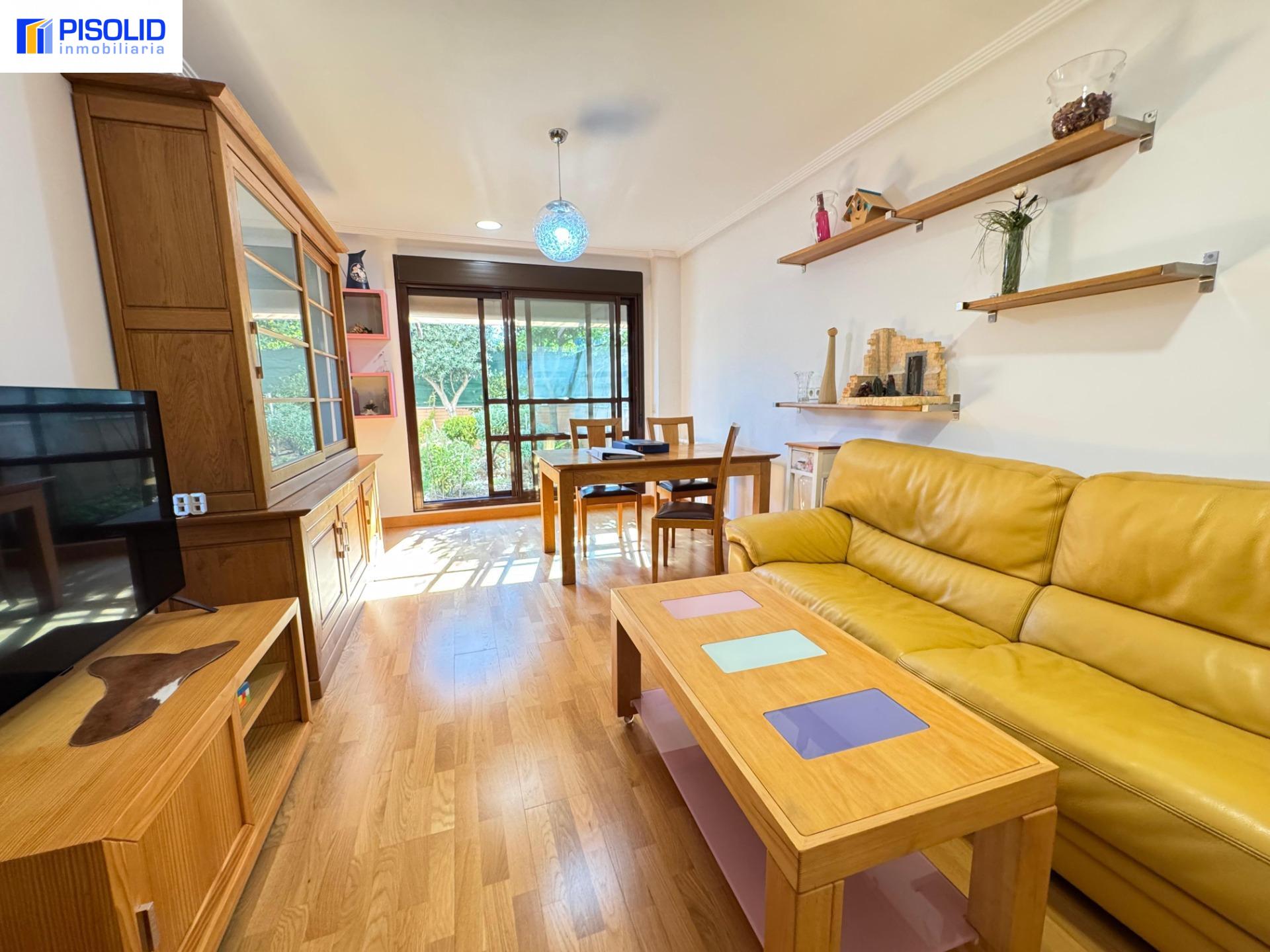 Imagen 1 de BAJO CON JARDÍN EN VENTA EN ARCAS REALES