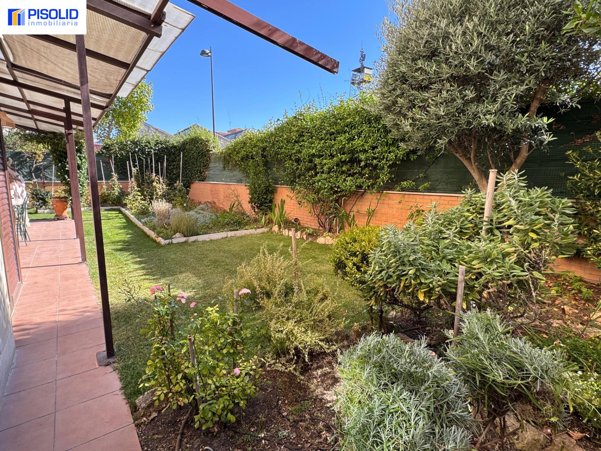 Miniatura 23 de BAJO CON JARDÍN EN VENTA EN ARCAS REALES