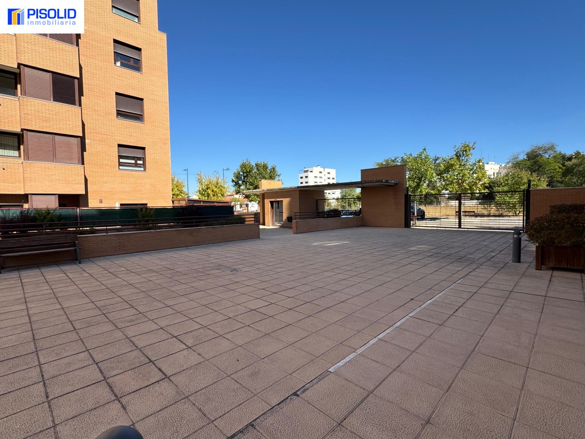 Miniatura 31 de BAJO CON JARDÍN EN VENTA EN ARCAS REALES