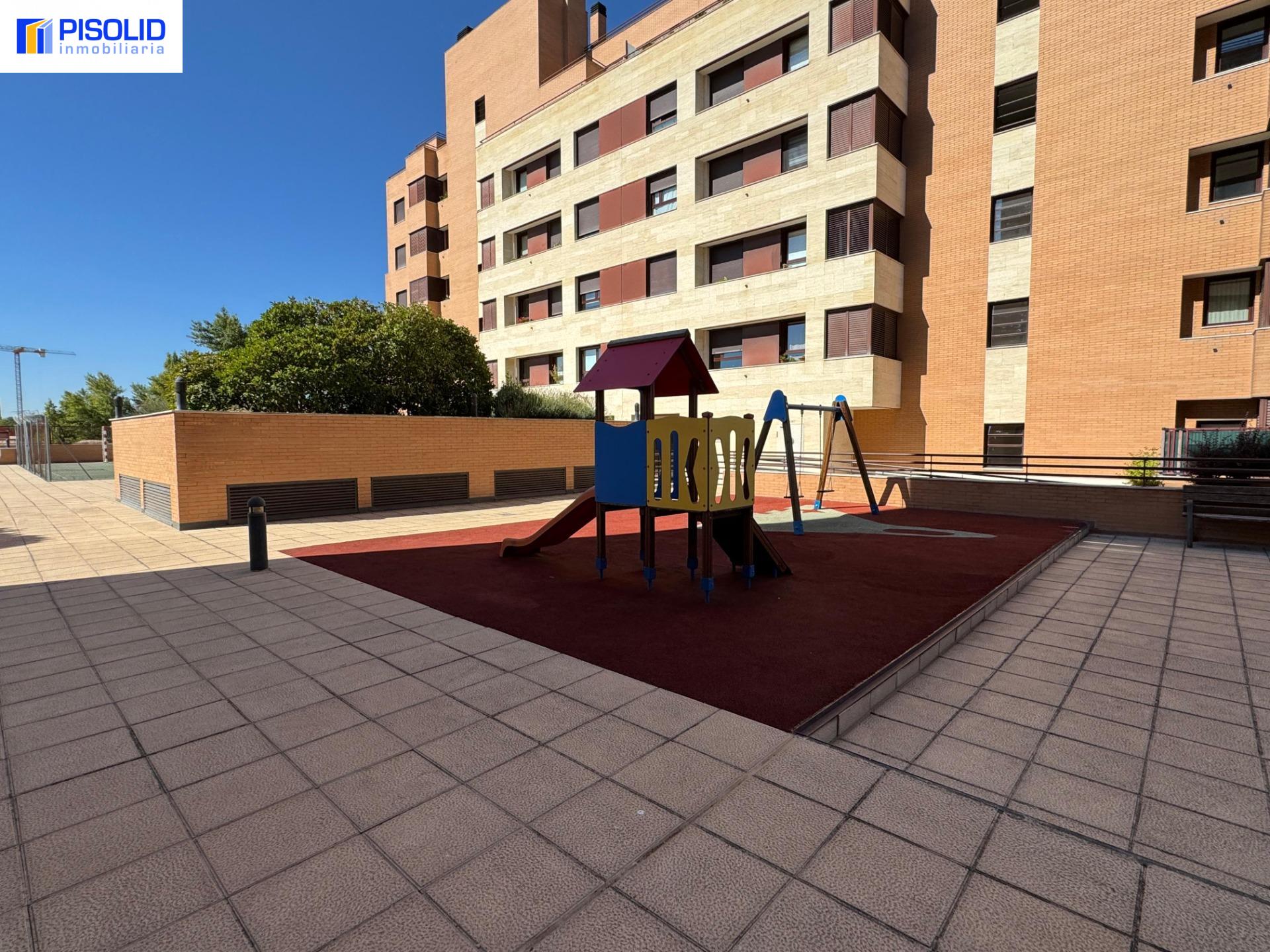 Miniatura 32 de BAJO CON JARDÍN EN VENTA EN ARCAS REALES