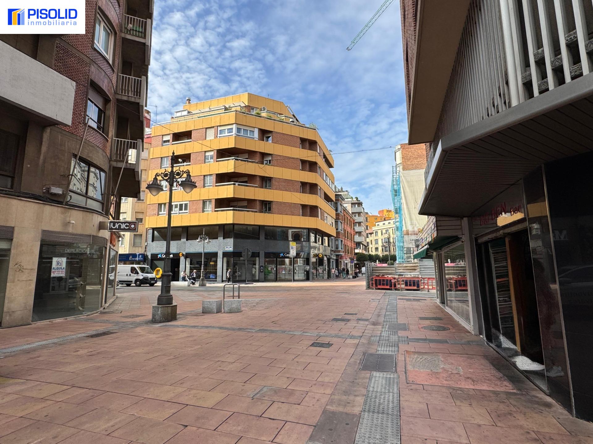 Miniatura 25 de PISO EN VENTA EN EL CENTRO DE LEÓN