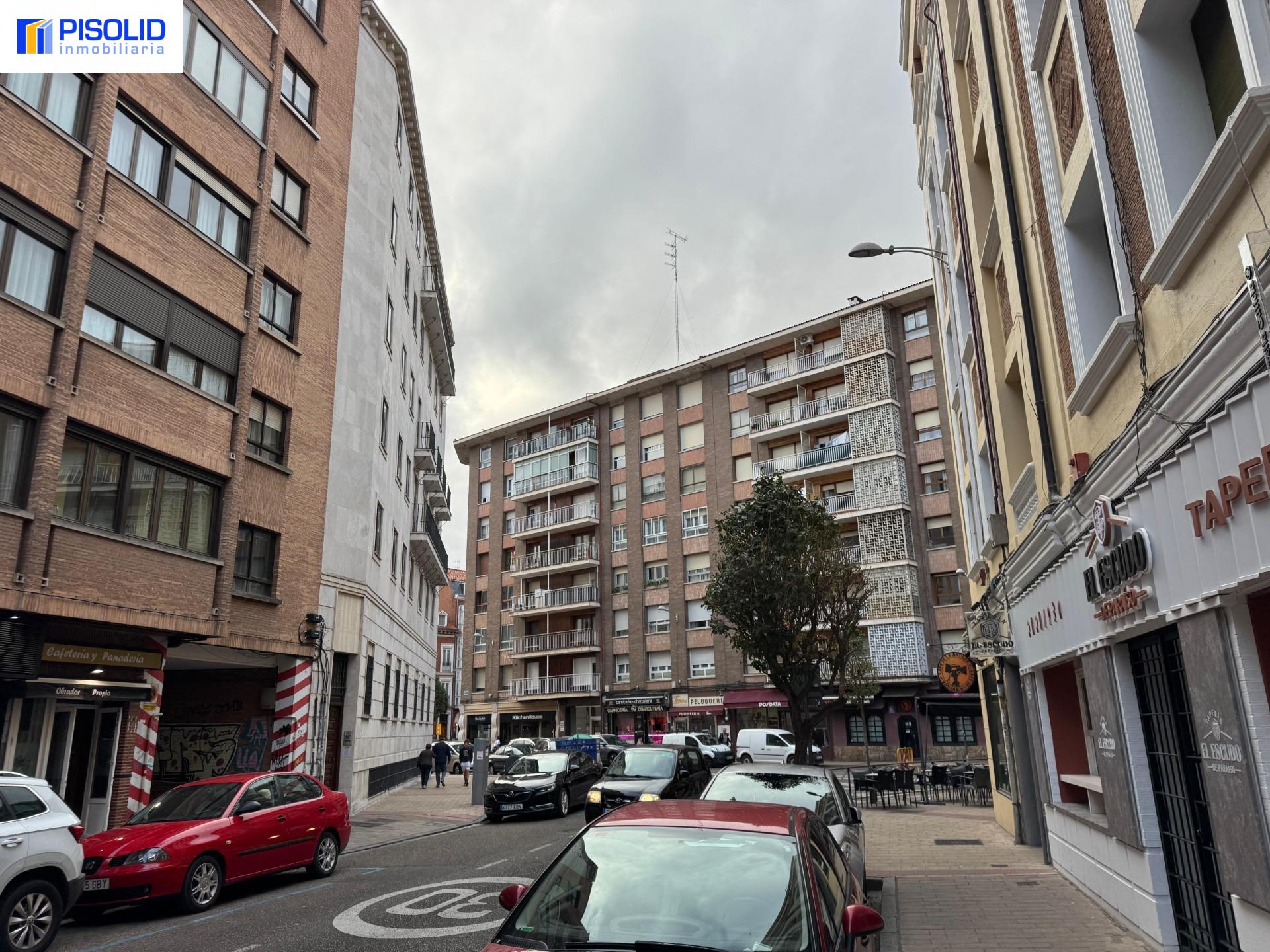 Miniatura 14 de  Local en alquiler en Calle Paraíso