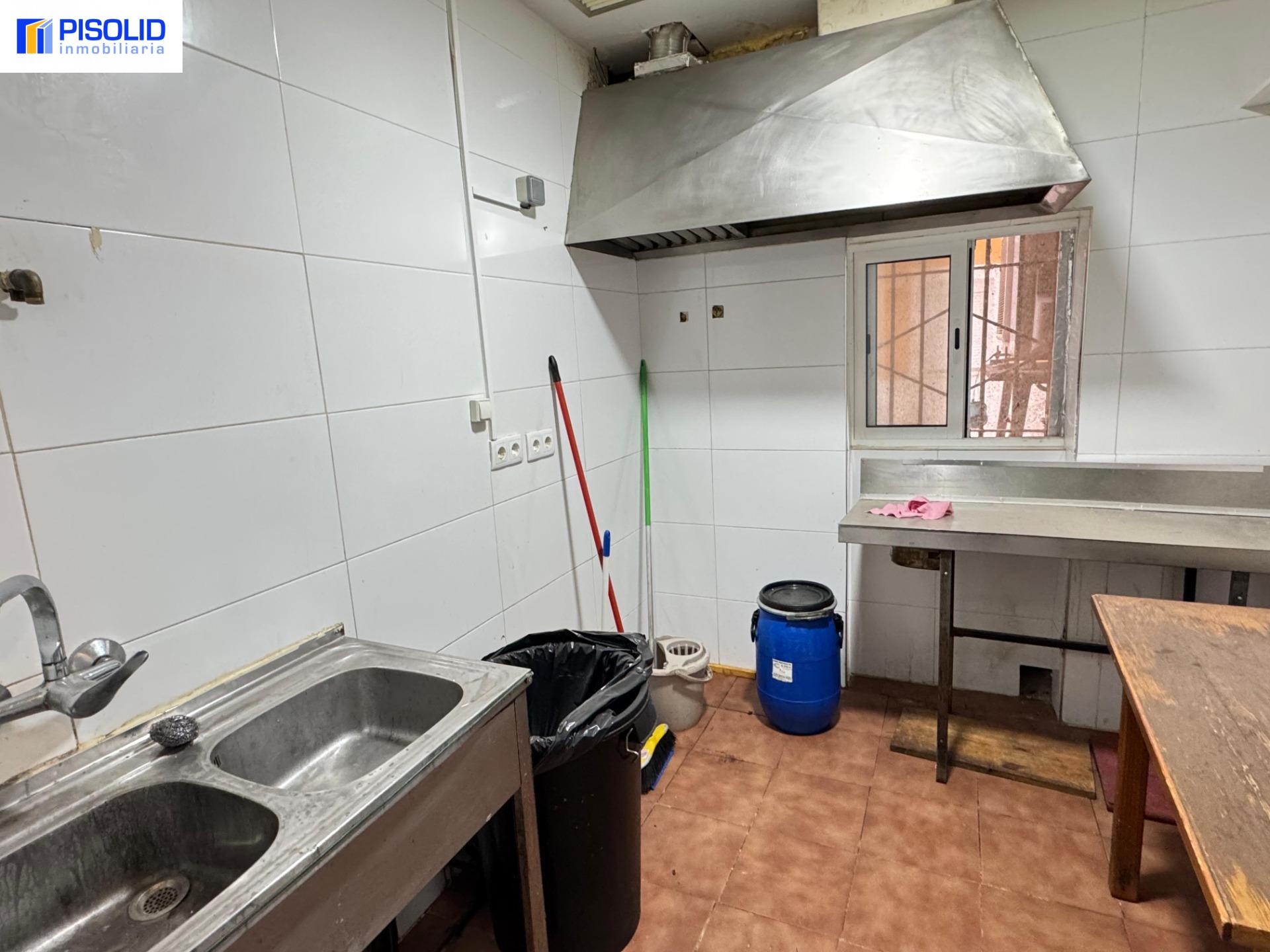 Miniatura 6 de  Local en alquiler en Calle Paraíso