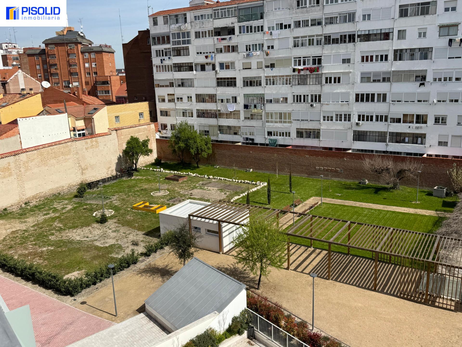 Miniatura 15 de Vivienda en alquiler en La Plaza de la Trinidad!