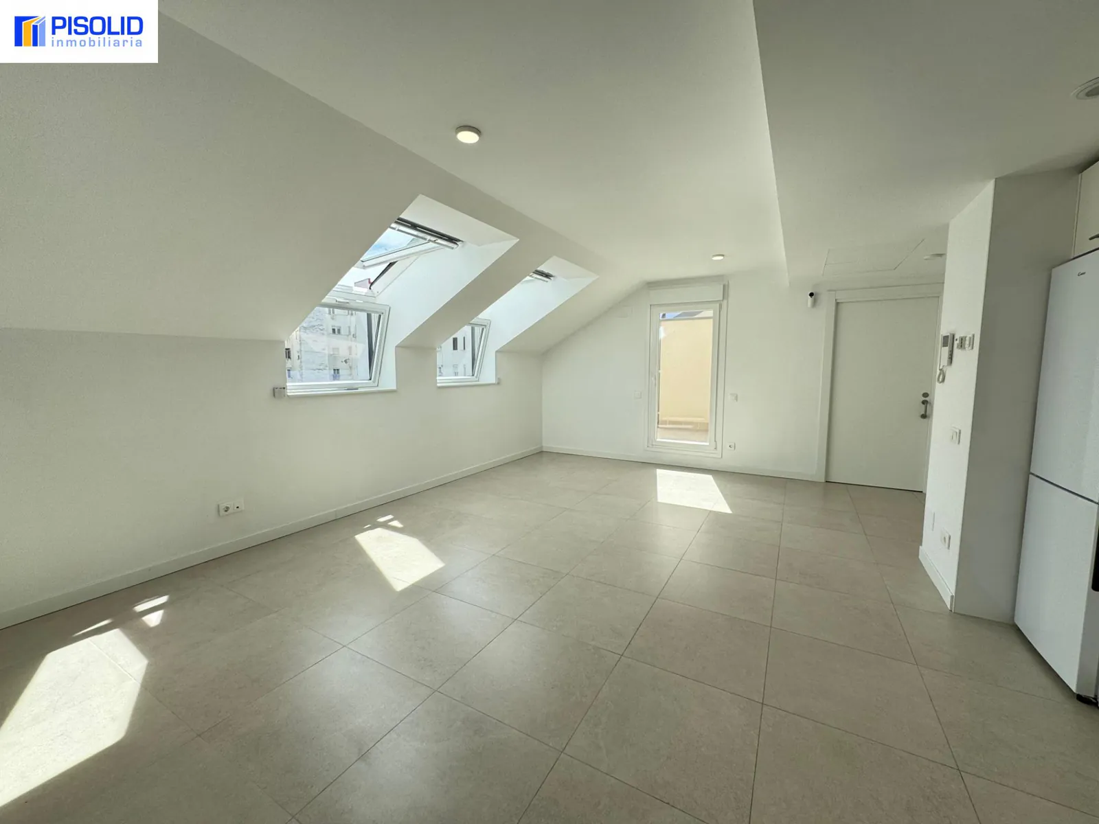 Vivienda en alquiler en La Plaza de la Trinidad! - Inmobiliaria en Valladolid - Miniatura 3
