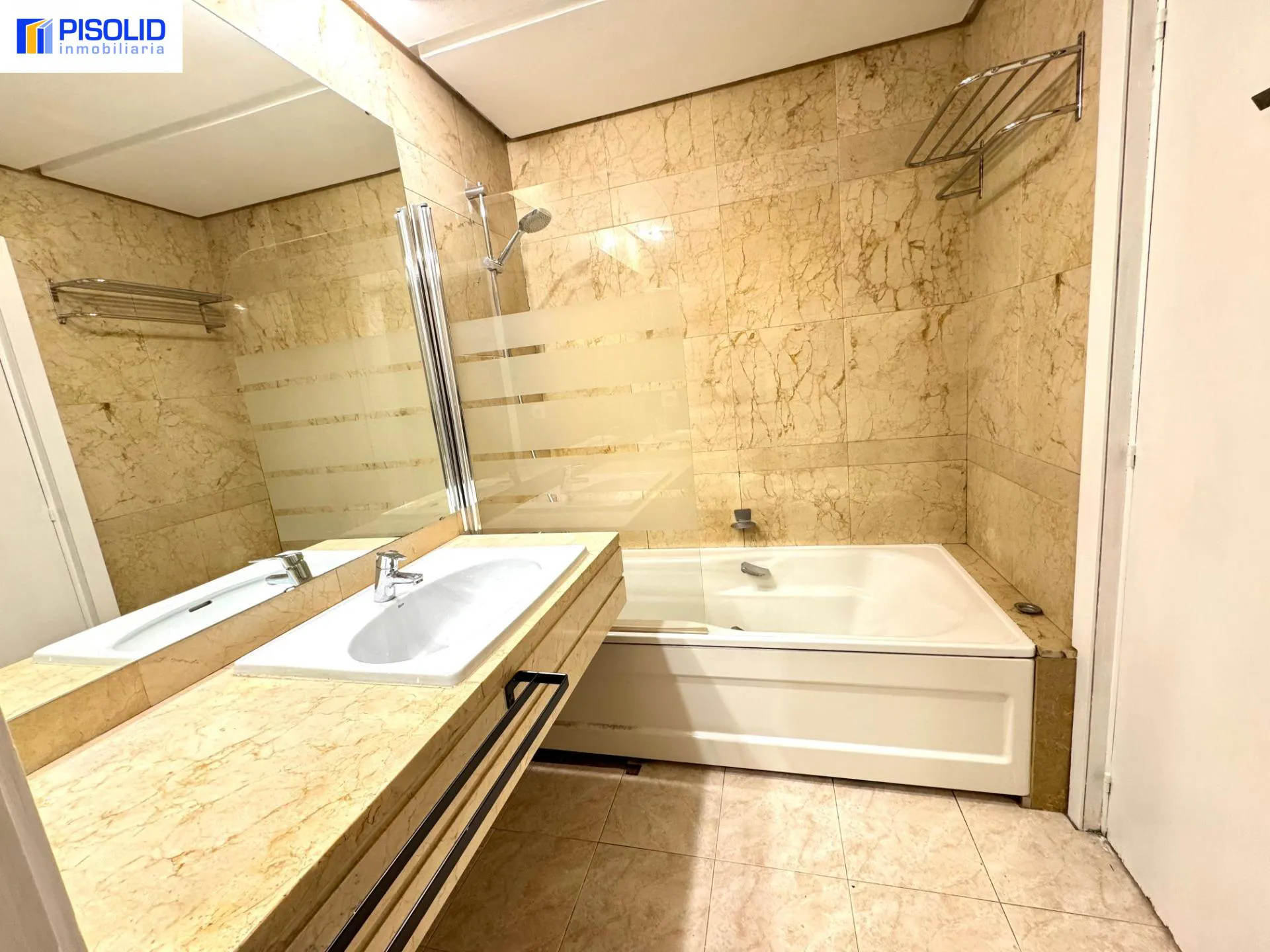 PISO EN ALQUILER EN EL CENTRO - Inmobiliaria en Valladolid - Miniatura 17