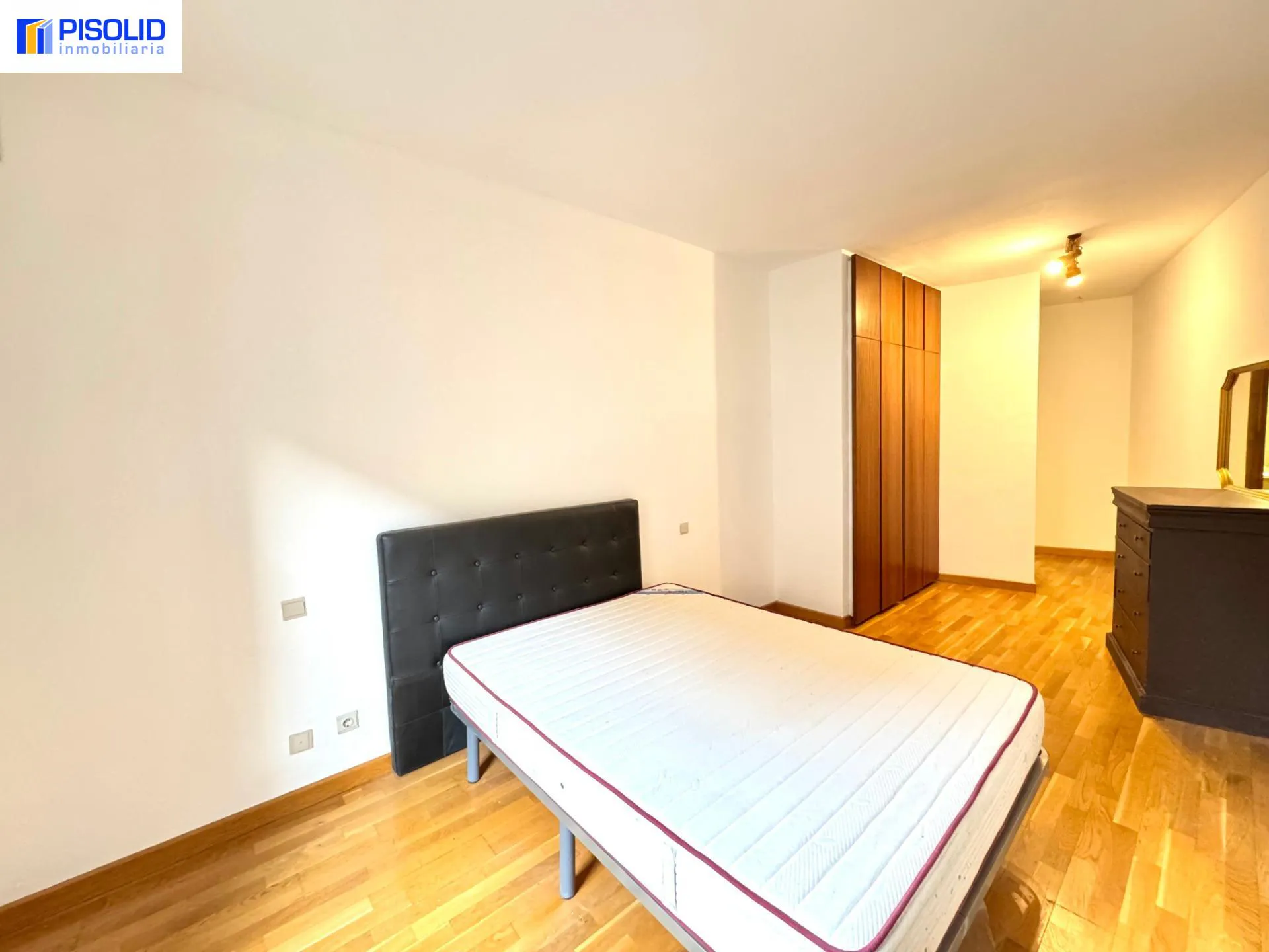PISO EN ALQUILER EN EL CENTRO - Inmobiliaria en Valladolid - Miniatura 9